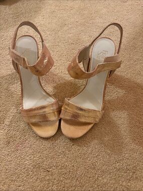 Fahrenheit Rose Gold Metallic Slingback Heels